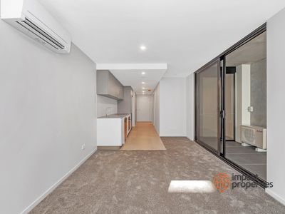 308 / 34 Oakden Street, Greenway