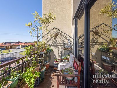 5 / 7 Bellion Drive, Hamilton Hill