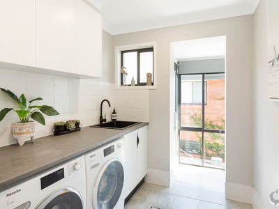 7 Lakeside Drive, Kianga