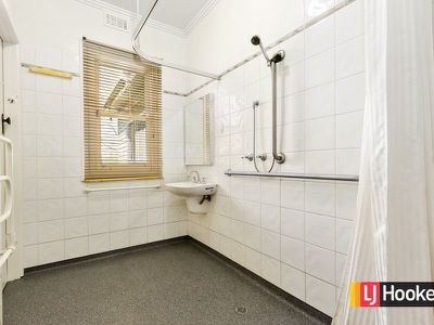 34 Whitehorse Road, Blackburn