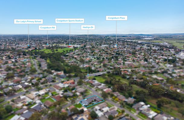 10 Mitford Crescent, Craigieburn