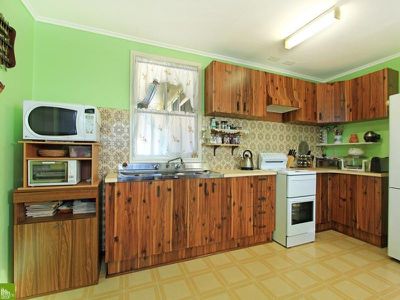 41 The Kingsway -, Barrack Heights