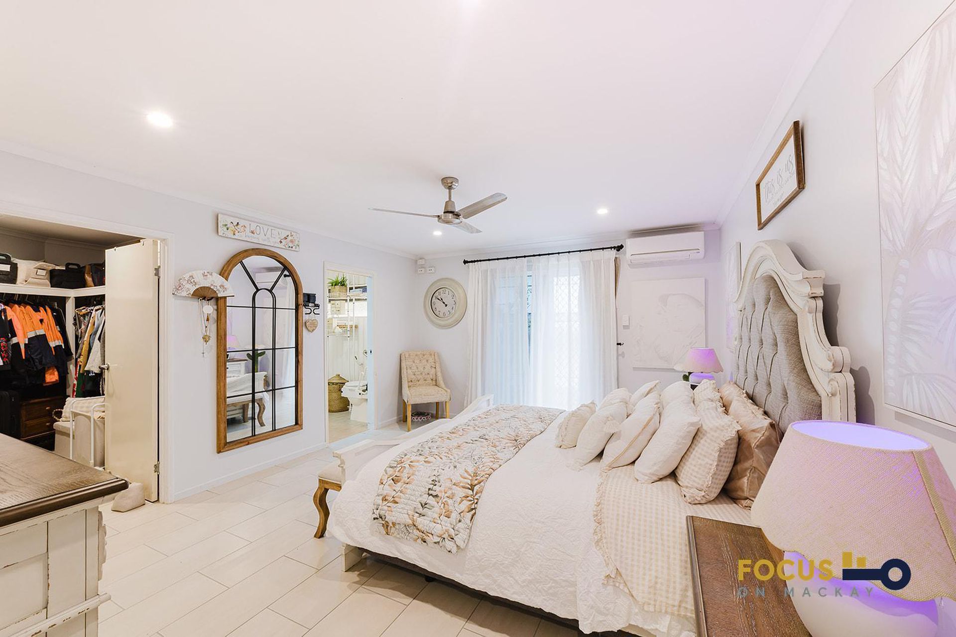 220 Miran Khan Dve, Armstrong Beach