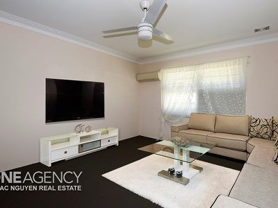 81 Inala Ave, Inala
