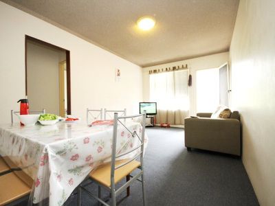 5 / 92 Sproule Street, Lakemba