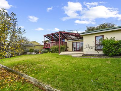 12 Lake Terrace West, Mount Gambier