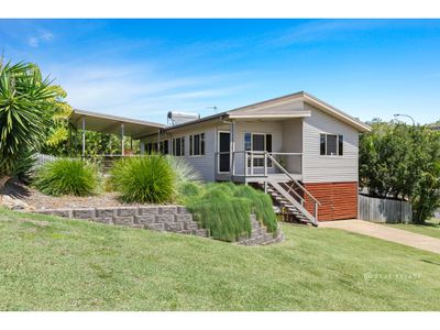 2 Mavis Close, Pacific Heights