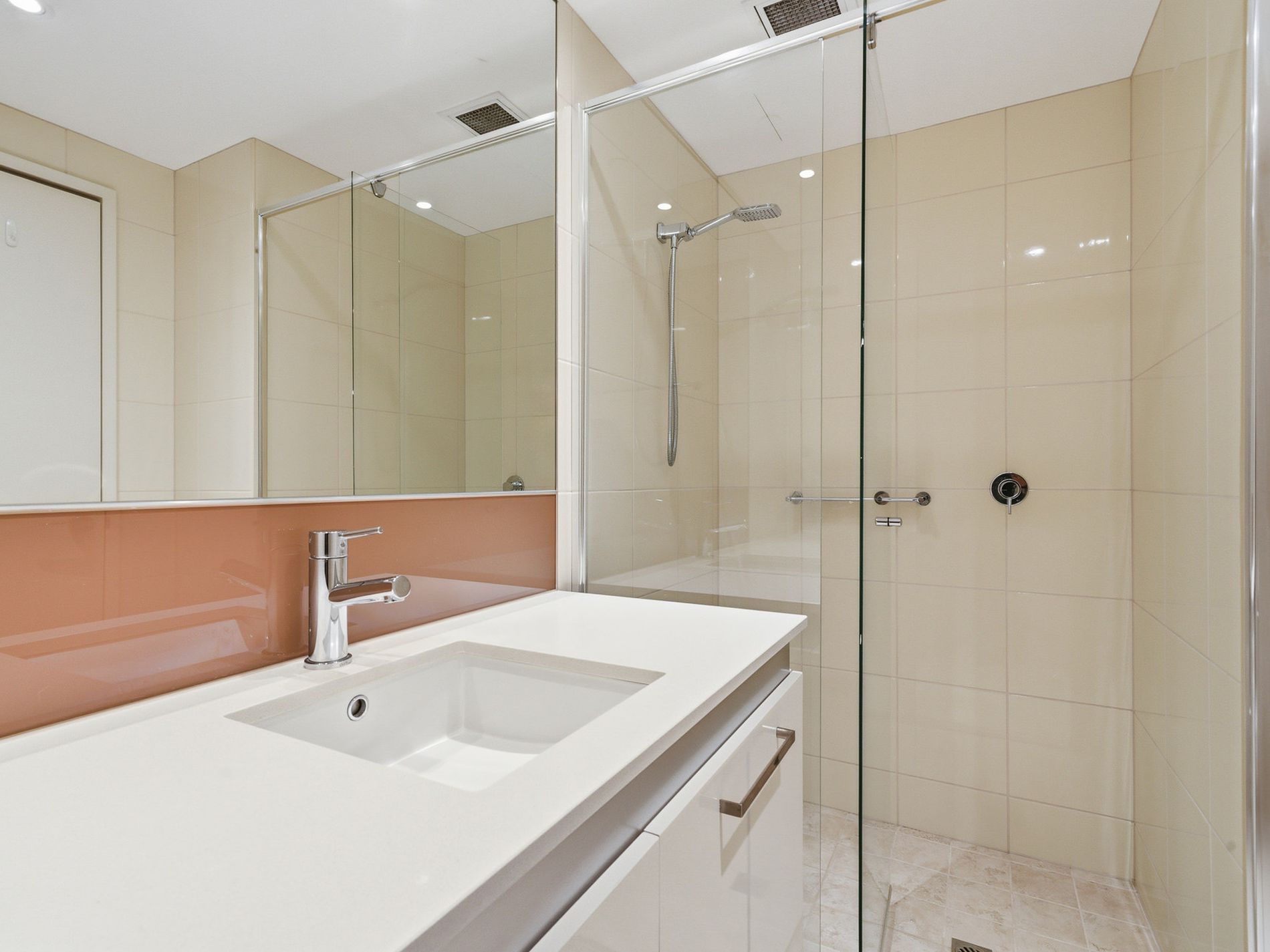 601 / 30 The Circus, Burswood