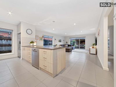 22 Cadillac Street, Cranbourne East