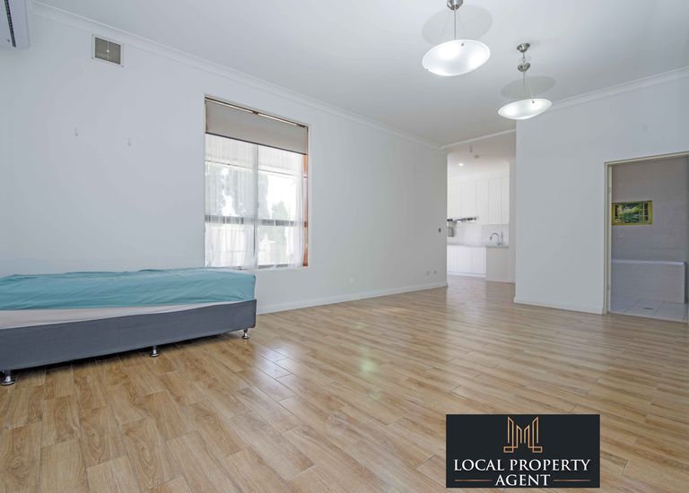 1 / 22 Centaur St, Revesby