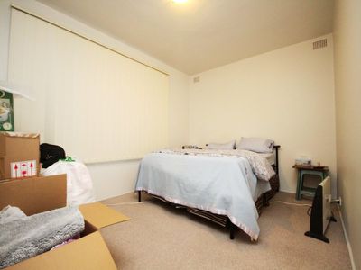 32 Hampden Road, Lakemba