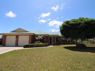 17 Arnold Court, Kelso