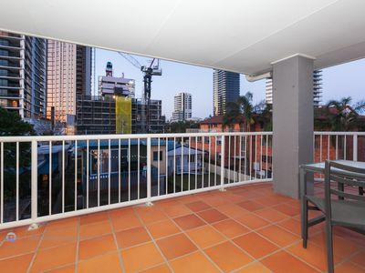 5 / 39-41 Sunbrite Avenue, Mermaid Beach