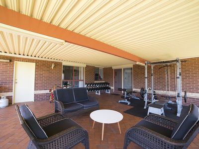 61 Websdale Drive, Dubbo