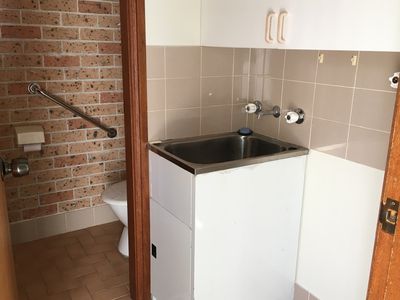 1 / 3 Commerce Drive, Warilla