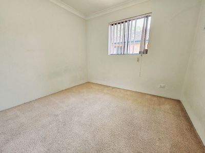 18 / 8-10 Gloucester Avenue, Burwood