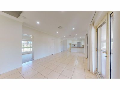 65 Torryburn Way, Dubbo