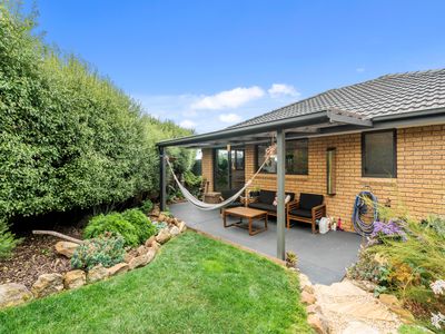 2 / 11 Mirramar Park, Blackmans Bay
