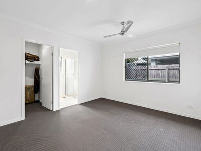 2 Seafarer Court, Blacks Beach