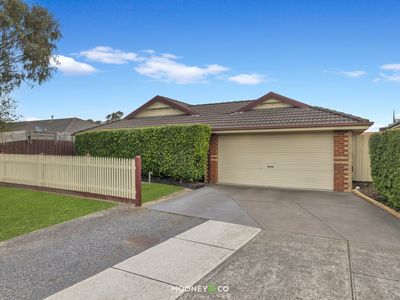 15 The Belfry, Cranbourne
