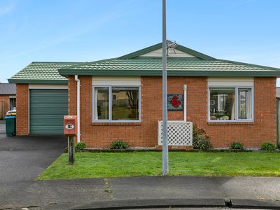 19 Pohutukawa Grove, Titahi Bay