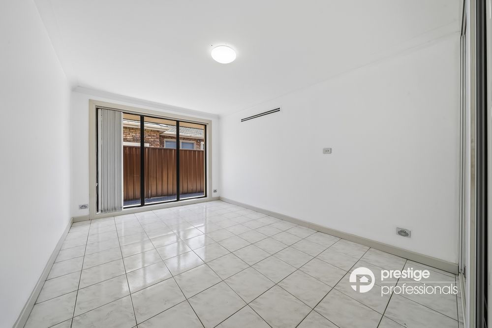 24 Governor Macquarie Drive, Chipping Norton