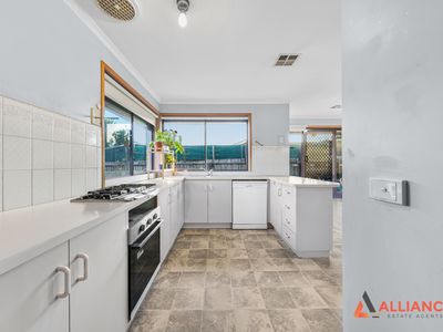 31 Newlyn Drive, Craigieburn