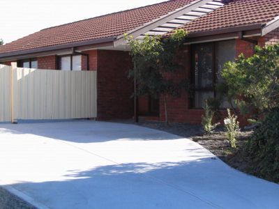2 Hotham Crescent, Hoppers Crossing