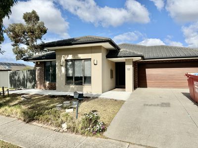 161 Eureka Drive, Manor Lakes