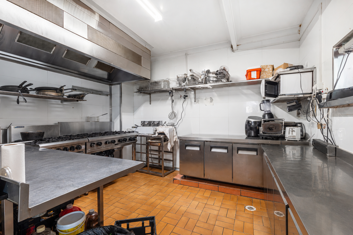 163 Oak Road, Kirrawee