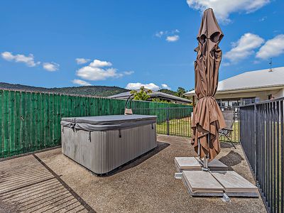 1 Discovery Drive (Langford Road), Flametree