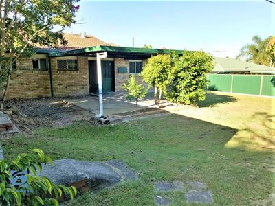 11 Kingsley Street, Rochedale South