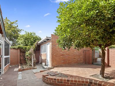 8 Salisbury Street, Subiaco