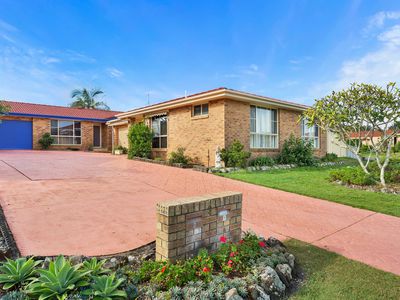 1 / 9 COMMODORE PLACE, Tuncurry