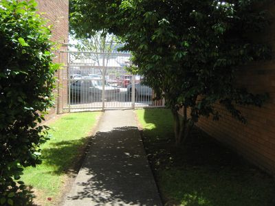 10 / 17 Lawson Street, Fairfield