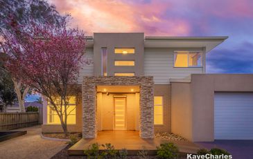 2 Denison Court, Berwick