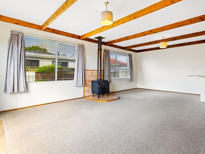 2 / 2 Garelja Road, Henderson