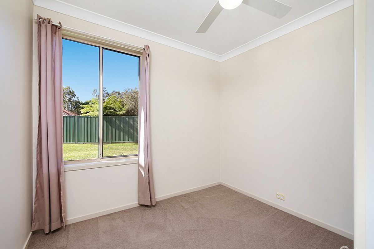 8 Gumleaf Close, Erina