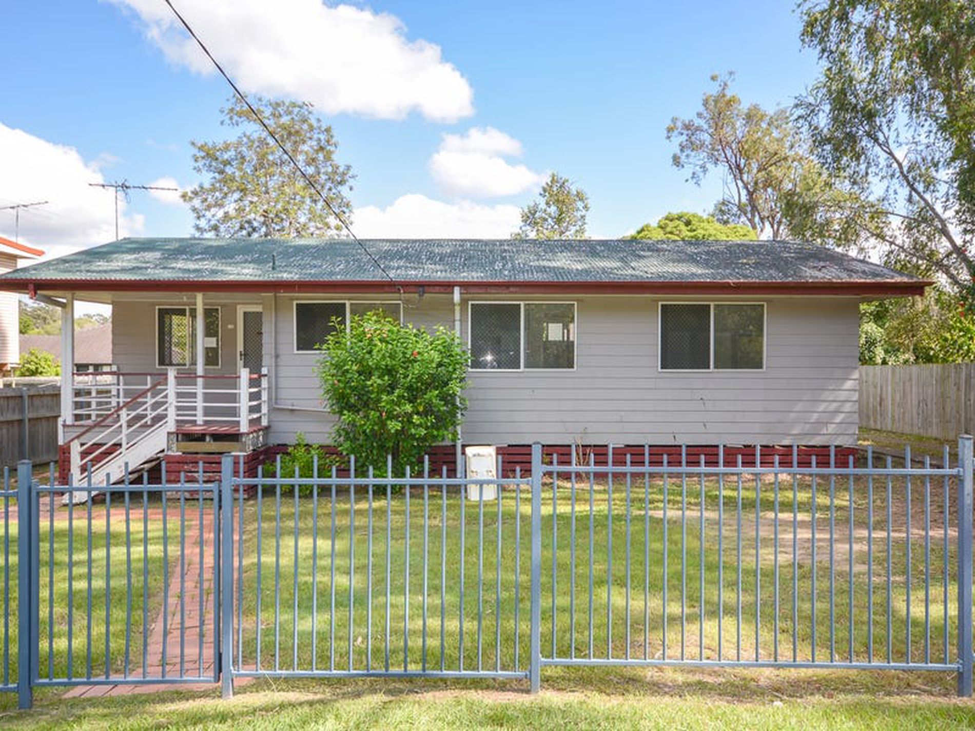 85 Redbank Plains Road, Goodna