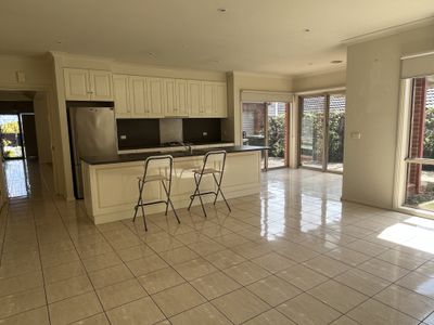 13 Pethajohn Parade, Grovedale