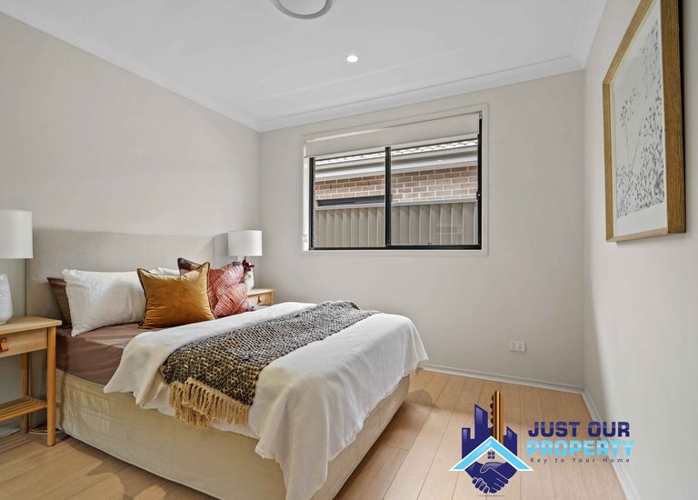 39 Cain Ave, Gregory Hills