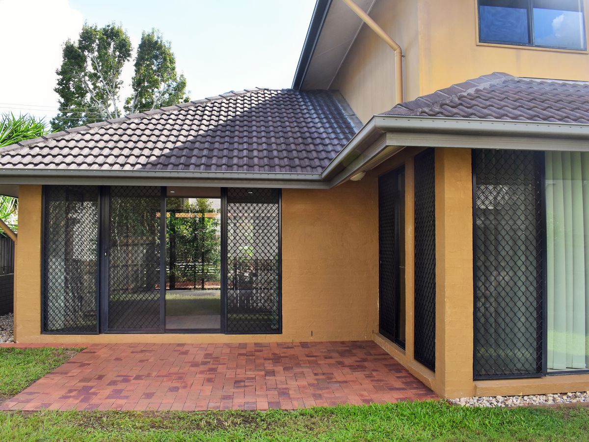 4 Harts Road, Indooroopilly