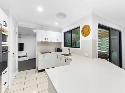 68 Illoura Place, Cooroibah