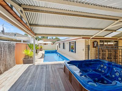 6 Waterway Pass, Bennett Springs