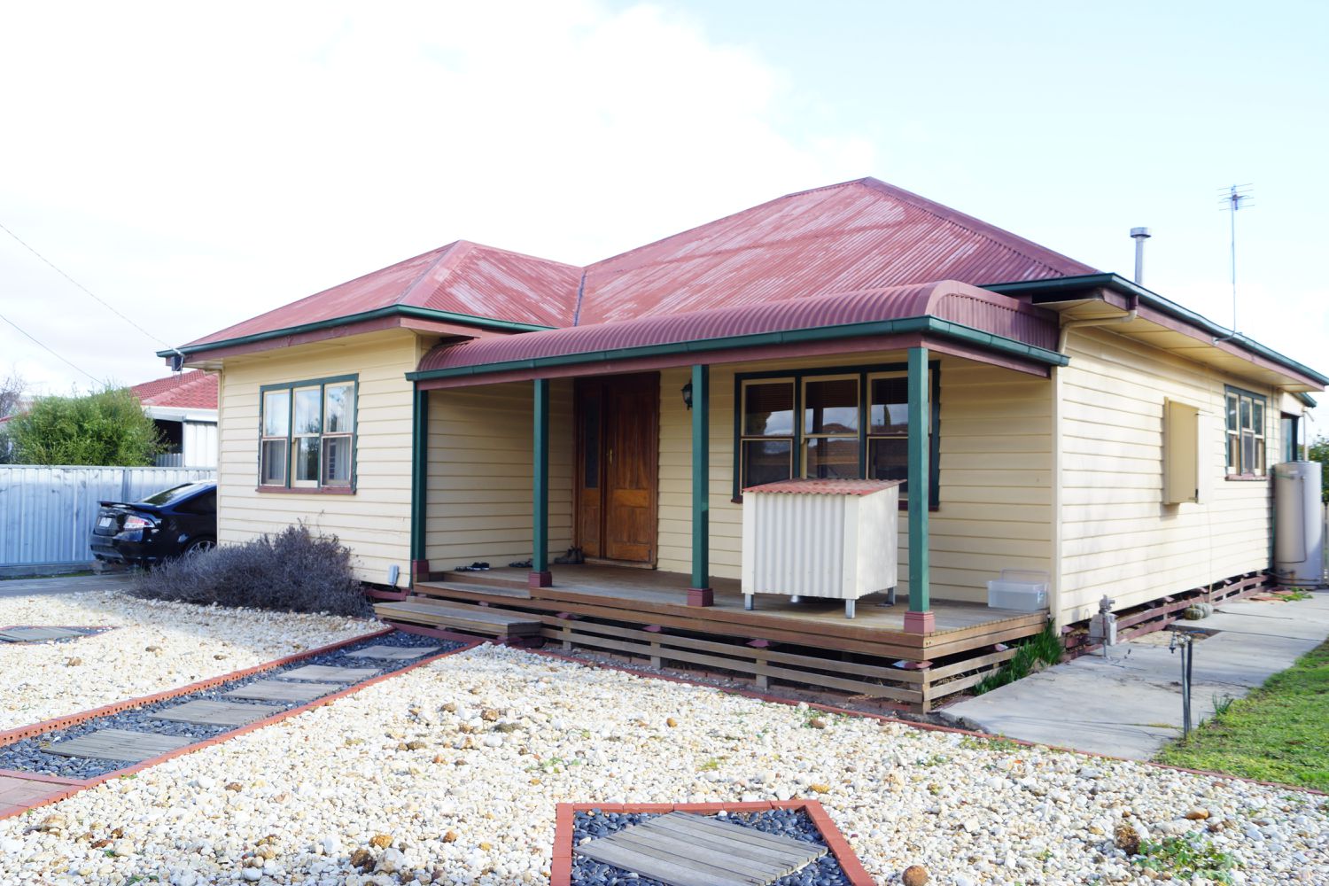 18 Citrus Avenue, Horsham