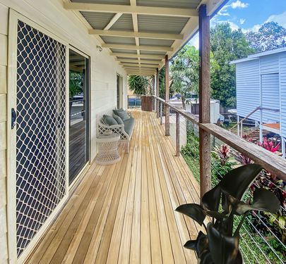 74 Western Road, Macleay Island