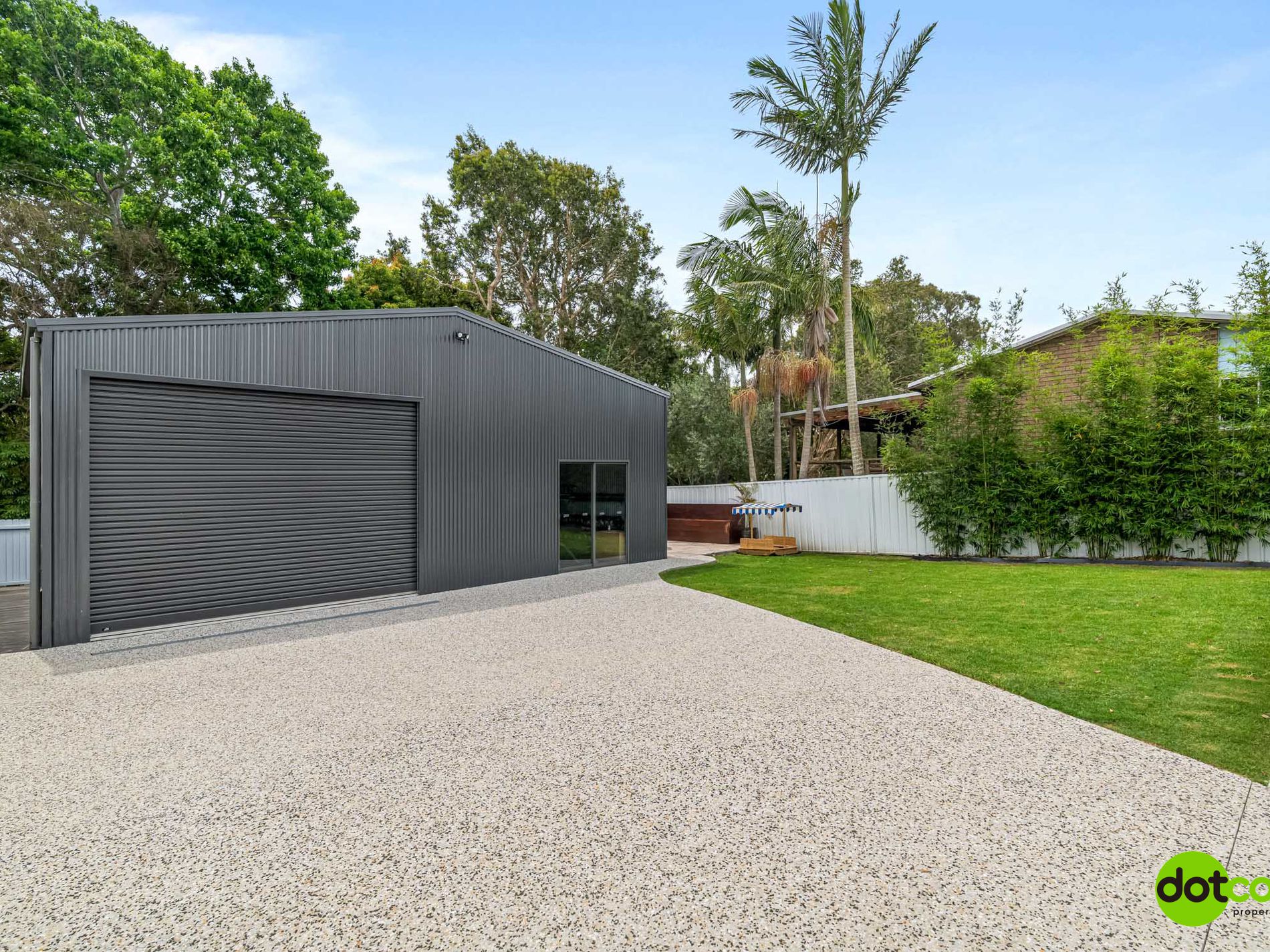 77 Buff Point Avenue, Buff Point