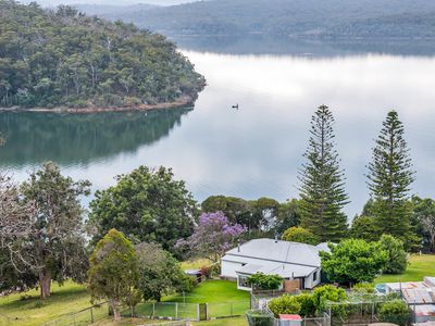 329 Lakeside Drive, Mallacoota