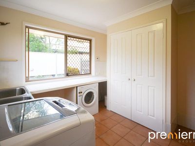 8 Dawson Court, Collingwood Park