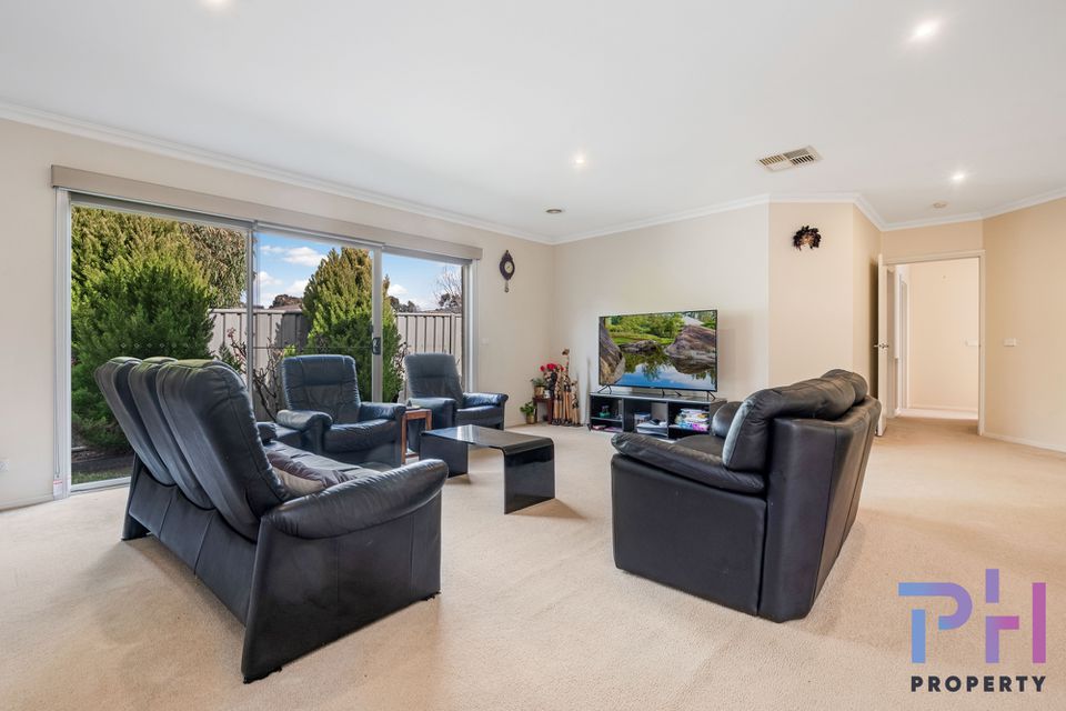 6 Waterview Drive, White Hills